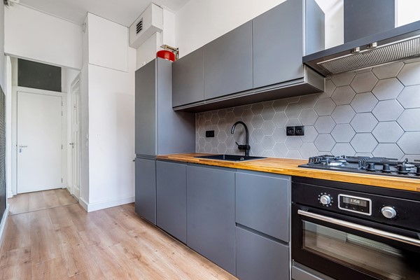 Medium property photo - Valkenboslaan 378, 2563 EG Den Haag